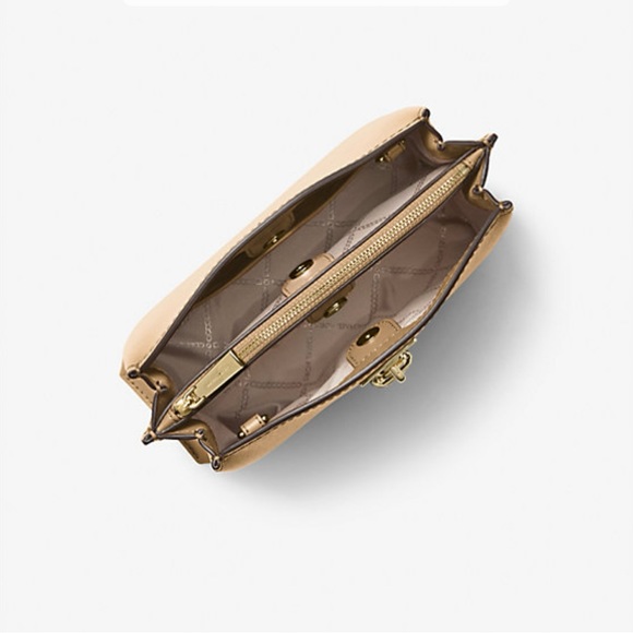 Michael Kors Ruby camel saffiano leather Crossbody bag - Picture 4 of 8